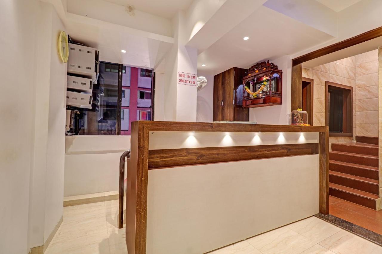 Capital O 84240 Hotel Galaxy - Mumbai — Photos 1