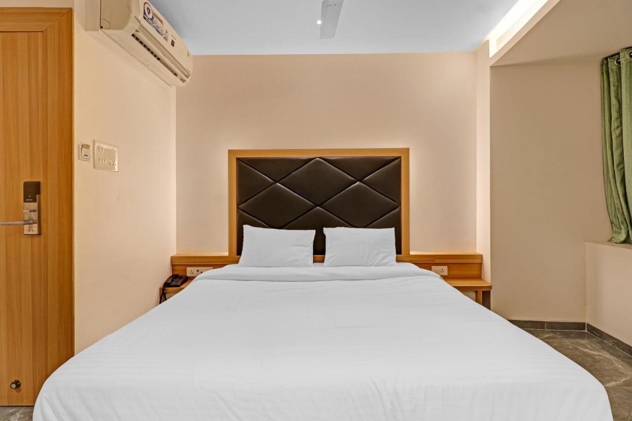 Capital O 84240 Hotel Galaxy - Mumbai — Photos 2